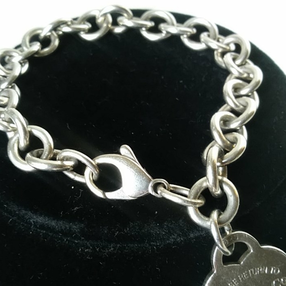RETURN TO TIFFANY STERLING SILVER BRACLETT - Picture 3 of 5